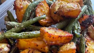 Easy Roasted String Beans and Potatoes