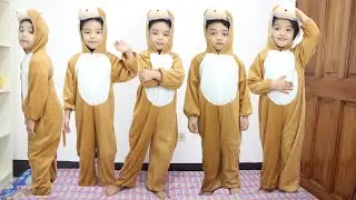 FIVE LITTLE MONKEYS JUMPING ON THE BED NURSERY RHYMES ACKY BLAKE