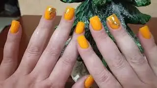 маникюр гель-лак самой себе , оттенок, конечно, не такой, 🎃не тыква, а мандариновый🍊🍊🍊🍊🎄