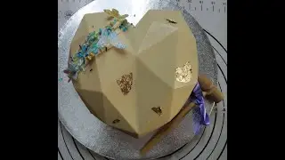 Corazón Geométrico de Chocolate Blanco