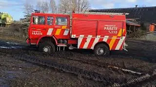 firetrucks gaz 66 and renault midliner s170 in mud