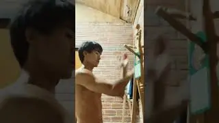 Hotel Style Training #kungfoo #calisthenics #kungfoolingaround #shirtlessvegan #phuquoc #travelvlog