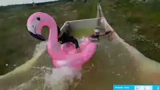ХАЗЯЕВ СНЕСЛО ВОДОЙ