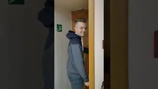 Издеваемся над менеджером 😂