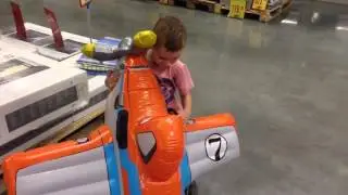 Надувной самолёт! Bouncy plane!