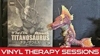 Vinyl Therapy Sessions: Kaiju Edition X-Plus Garage Toy Deforeal 
