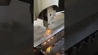 Перфорация листа нержавеющий на лазере #laser #lasercut #lasercutting #лазернаярезка