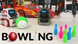 Cozmo - BOWLING COMPETITION - Collector's Edition vs Classic (Lets Play Anki's New Robot Review!)
