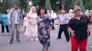 БУДУ Я САДОВНИКОМ В САДУ ЛЮБВИ! 2021 ТАНЦЫ ХАРЬКОВ 