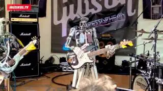 Musikmesse 2013 (Frankfurt) -- Roboti už jdou podruhé...