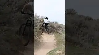 INSANE MTB CORNER SWITCHBACK🤯🔥 #mtb #downhill #bikes #fyp #corner
