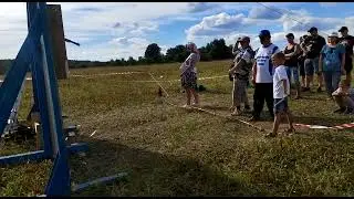 Хорошо метает ножи 2
