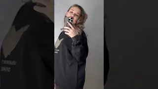 Ретро стиль с эффектом потертости.