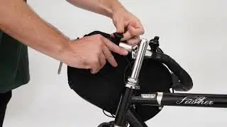 How to attach Crumpler x Pedla Console Handlebar Bag to your bike