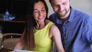 Доставка фотокниг и хорошего настроения! Свадебный фотограф Василий Слюсар. Как это было.