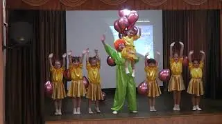 Ансамбль "Задоринки" д.сад "Рыбка" с номером "Детство"