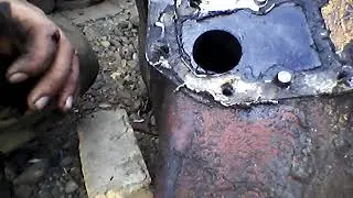 Т 130 , течет масло из под гидроуселителя сцепления .