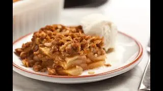 Apple Crisp with Oat Topping