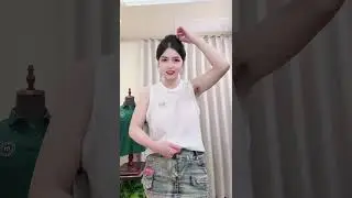 美女の着替えショー / 美女换装秀👗Beauty's Outfit Change Show – T-Shirt Swap Trick