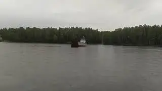 К монастырской пристани подходит теплоход "Монастырский 1" (Валаам 2020 год)