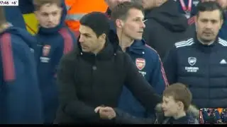 This kid & Mikel Arteta celebrate injury-time win 😂