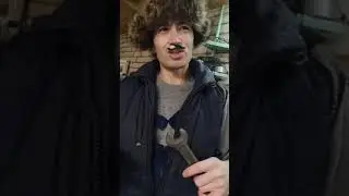 Владелец Ленд Ровера в автосервисе