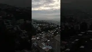 en lo alto de Quito