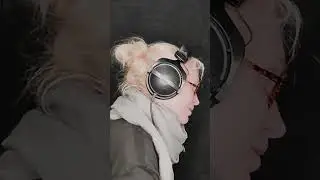 А вот и первый бэкстейджик! Остальные мы выложим в наш ТГ канал. Не пропусти все самое интересное ❤