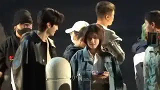 (behind) Zhaolusi and chen zheyuan behind the scenes , for Chinese Valentine's day