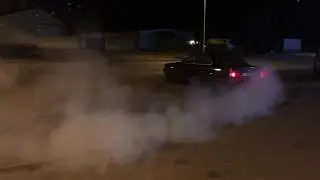 LIttle burnout BMW e34 520