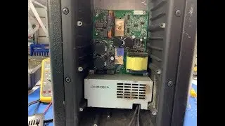 QSC KW153  SE APAGA