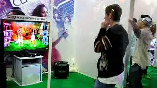 Igromir 2011 Dance Central 2