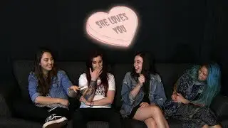 She Loves You