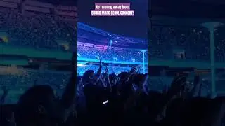 No running away from 브루노 마스 Bruno Mars concert in Seoul korea with KBL ulsan hyundai mobis player 31
