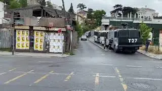 🇹🇷🇨🇳 Протесты перед Генеральным консульством Китая в Стамбуле против политики.