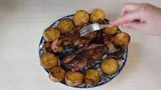 Зажаристые куриные спинки на гриле с картофелем (