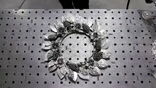 Metal Wreath Build