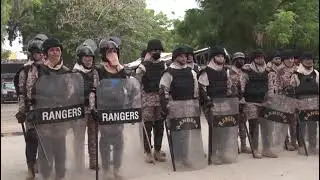 Sindh Rangers Women's Anti-Riot Unit : Red wing