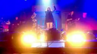 [HD] Florence + The Machine - Rabbit Heart (Raise It Up) (FNWJR 2009)