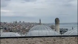 View from the back of the Suleimani Mosque.  Istanbul city.  