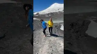 У меня из окна видно вот такие горы 🏔️