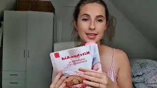 ASMR | Cooking Book Page flipping /w Whispering and Finger Licking