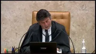 📺 JJ2 - Os quatro responsabilizados pela tragédia na boate Kiss se entregaram à Justiça