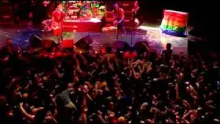 NOFX - Linoleum (2006-10-08 Santiago, CL)