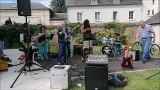 Honey Bees au Grand Bourtheroulde 11/06/2022 Première Partie
