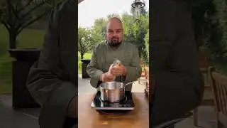 Gnocchi di zucca, fonduta di gorgonzola dolce, nocciole e gorgonzola piccante @IgorGorgonzolaItalia
