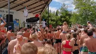 Aqua dance:  С новым годом...