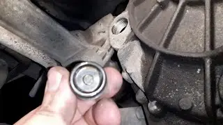 How to check the oil level in a Mercedes-Benz Vito 638 manual transmission