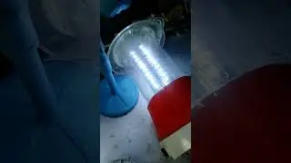 4 battery sell ek sath Mila kar ek light banya hai 