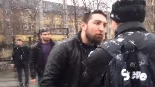 Поведение не людей,а животных Полное видео нападения площадь Рогожской Заставы памятник В.И. Ленина